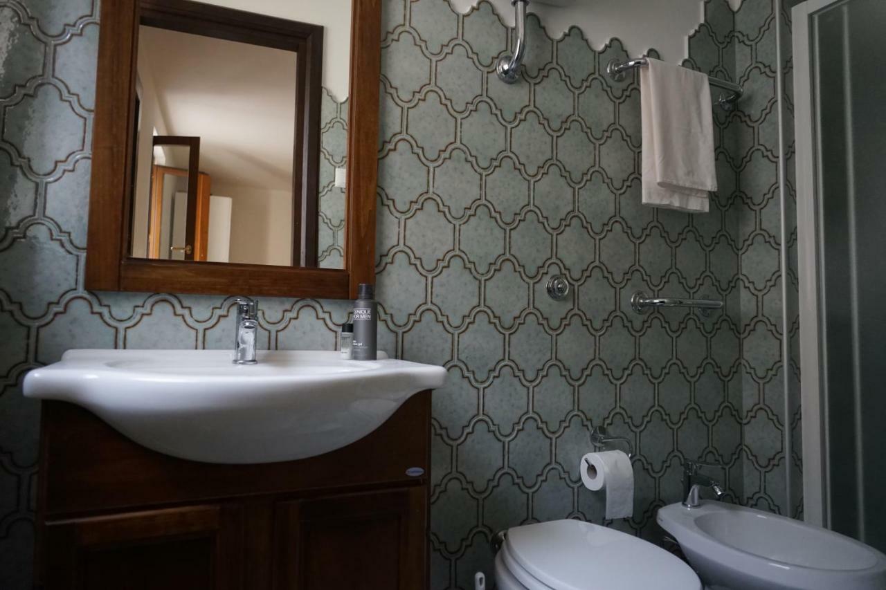 Centro Storico Alghero Bb Bed and Breakfast Buitenkant foto